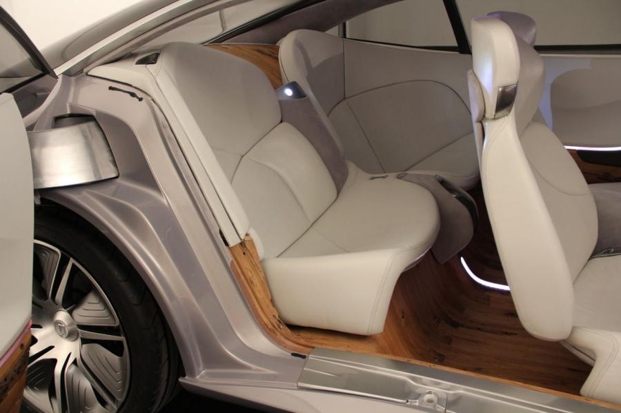 Интерьер Pininfarina Cambiano Concept 2012 года  (фото 26 из 134)
